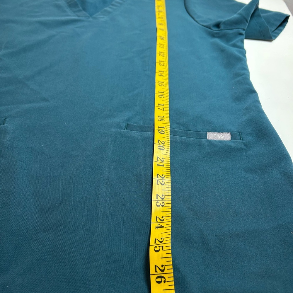 Figs Scrubs Top Womens S Teal Casma Three Pocket V Neck Technical Collection - Picture 8 of 10
